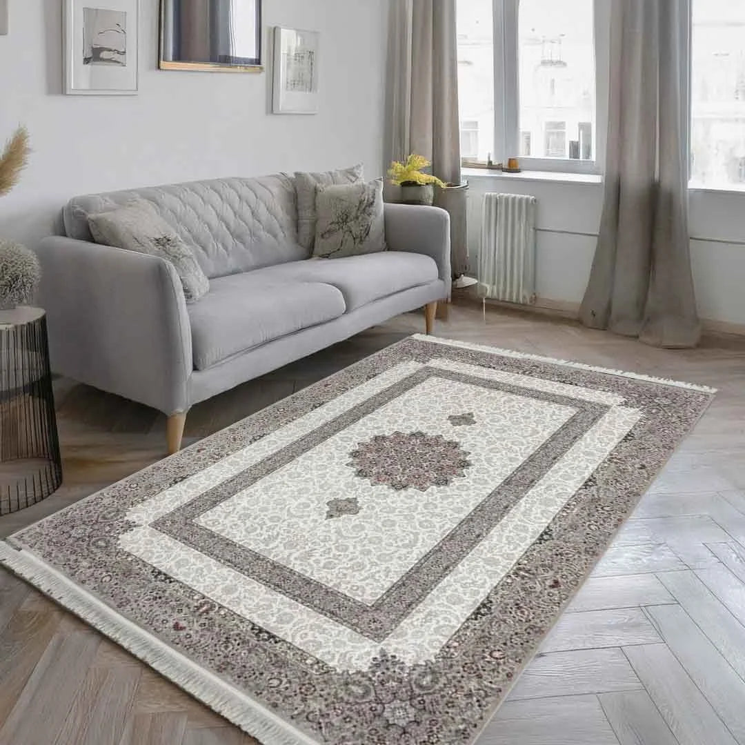 Minyatur Layered Border Palace Rug