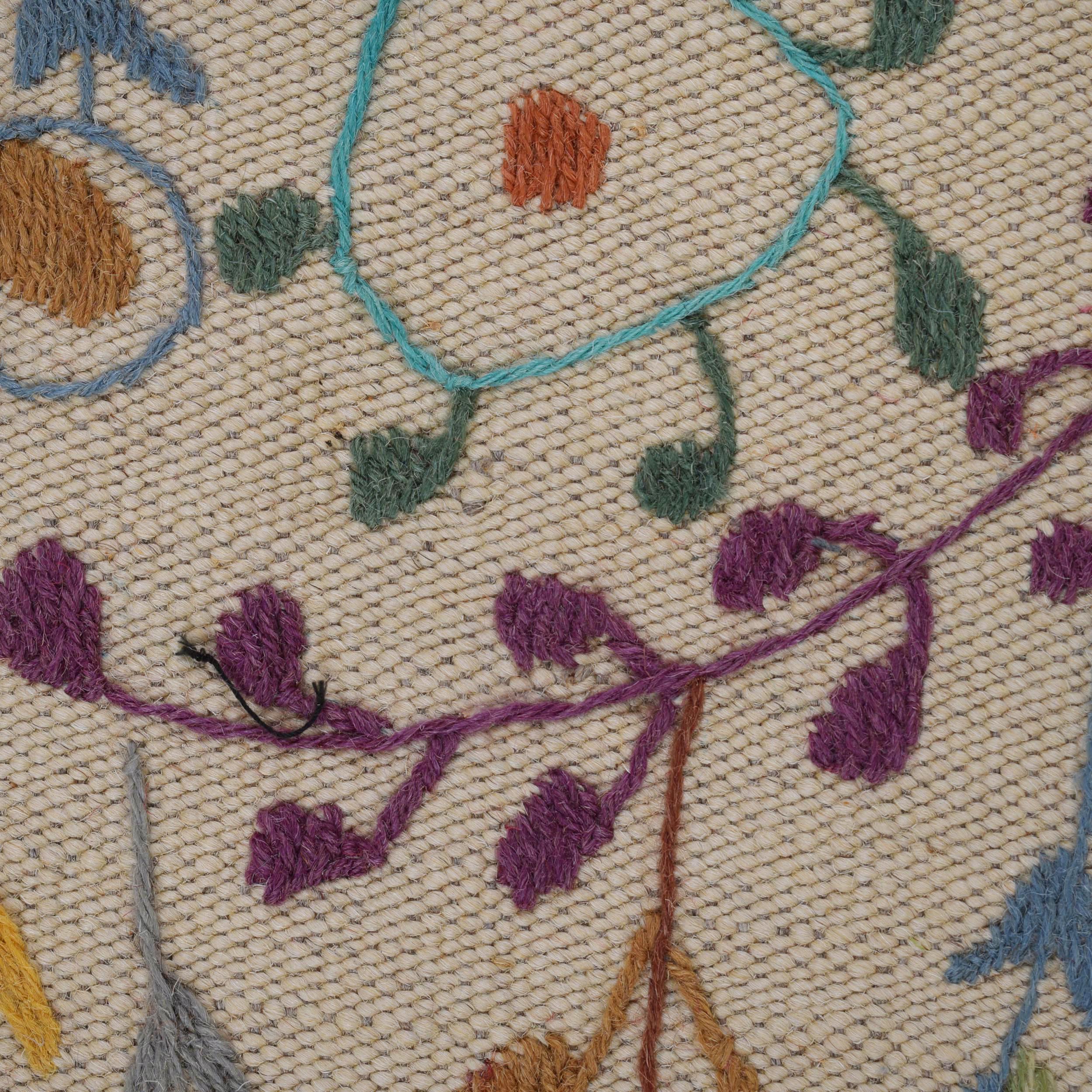 Beige Color Embroidery Flatweave Kilim 5' 3" x 7' 10" (ft) - No. B32080