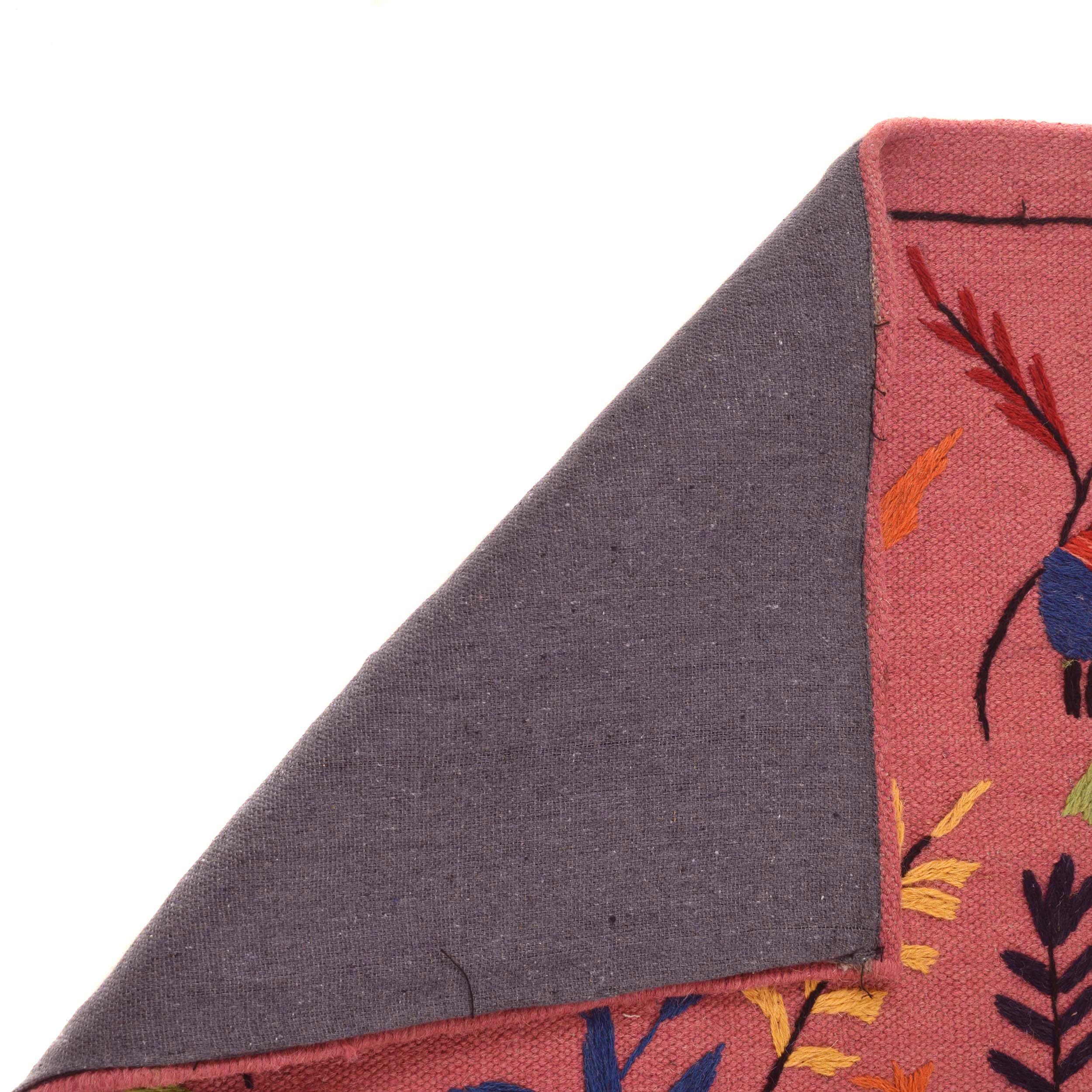 Pakistani Embroidery Kelim 2' 7" x 3' 11" (ft) - No. B34458