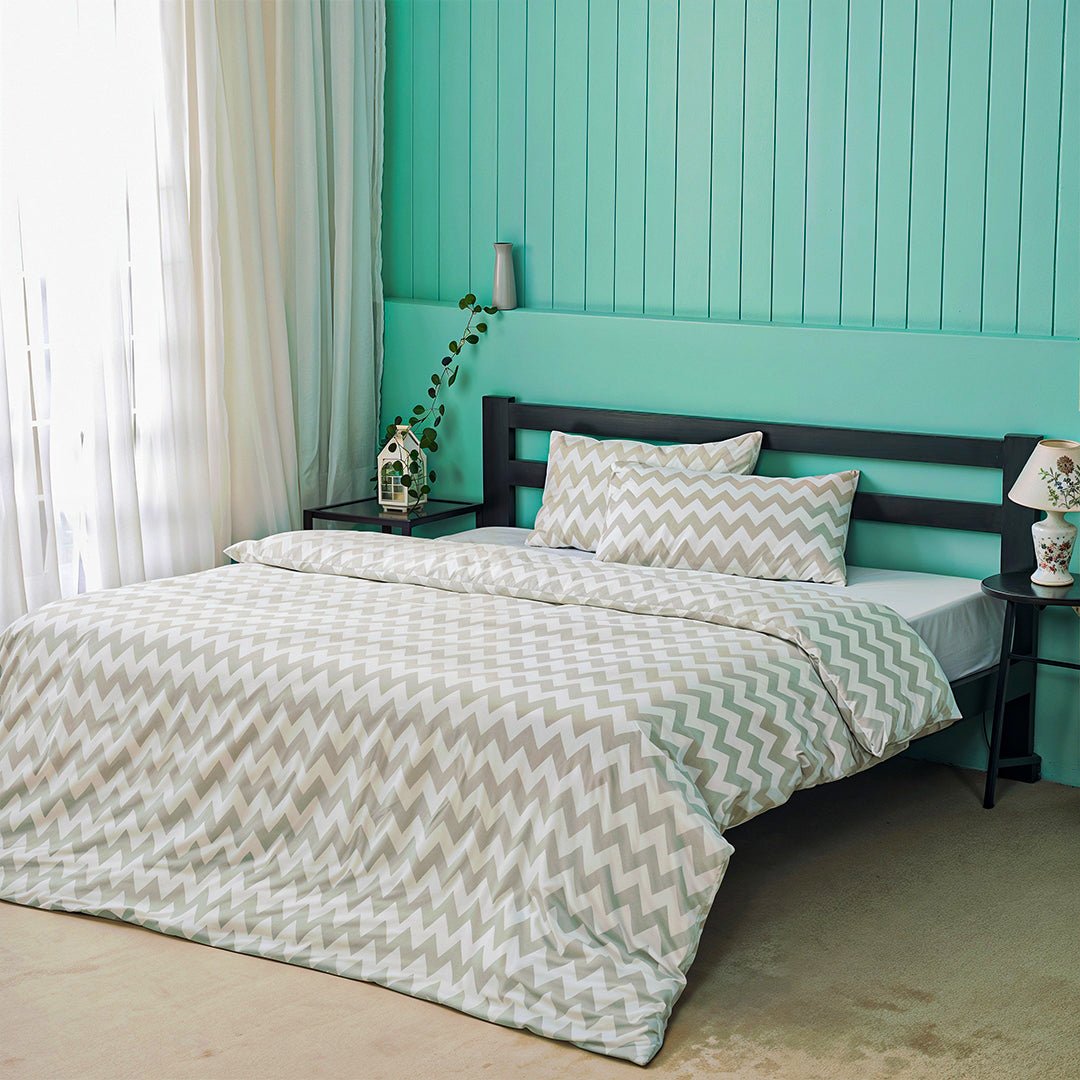 Luxury Cotton Satin Duvet Cover Set – White & Grey Stripes - Aladdinrugs
