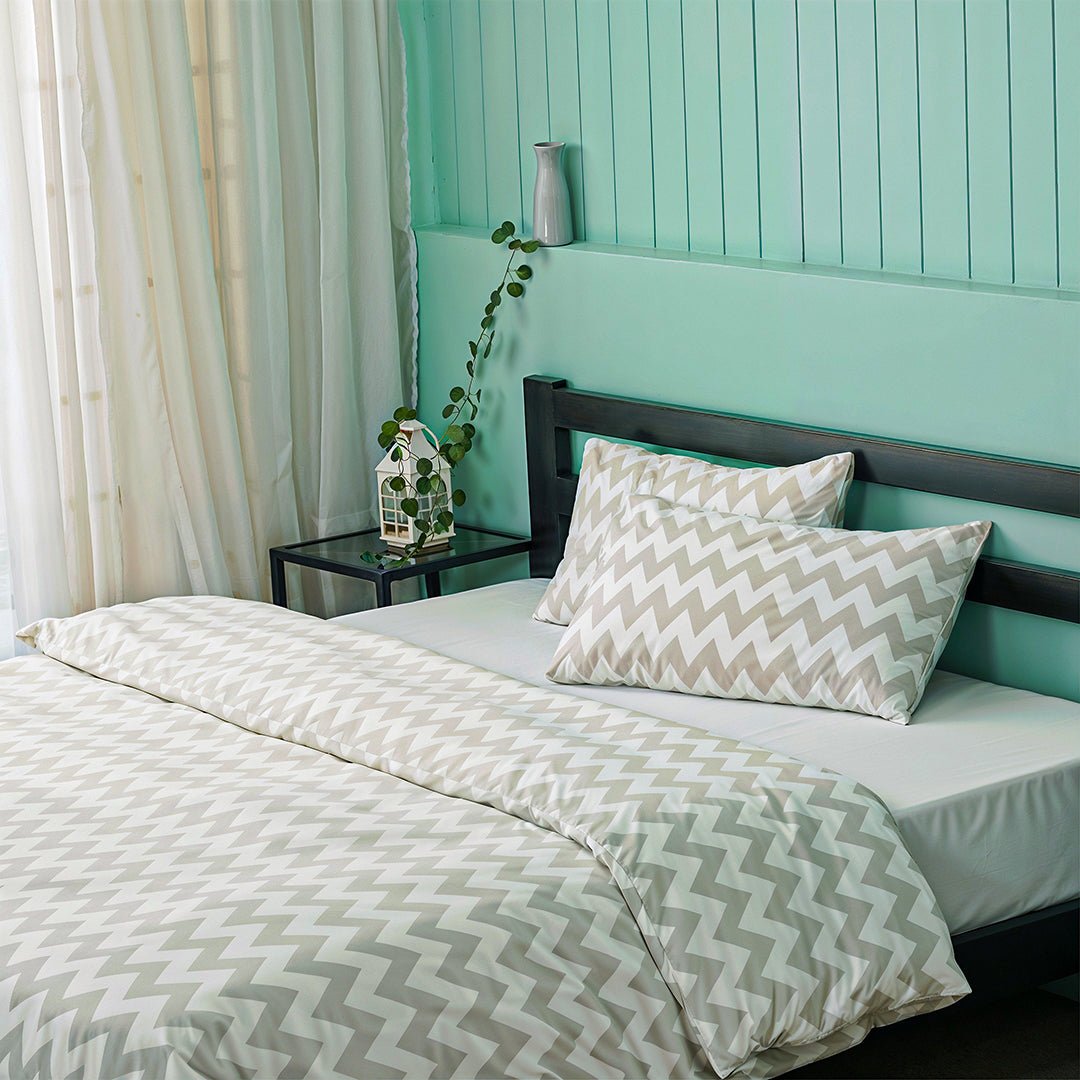 Luxury Cotton Satin Duvet Cover Set – White & Grey Stripes - Aladdinrugs