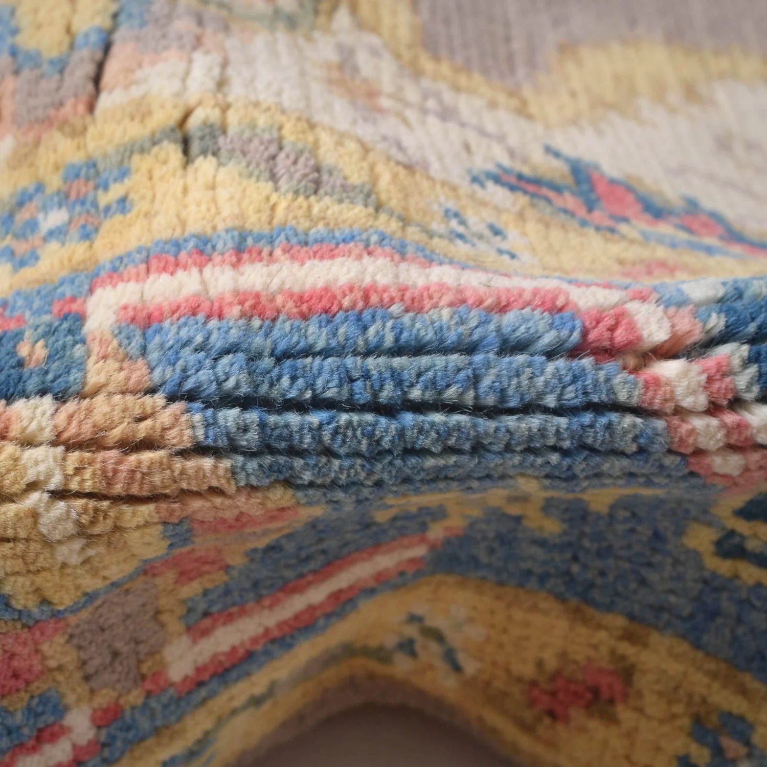 Hand Made Persian Design Heriz Rug 125 x 173 (cm) - No. G27094