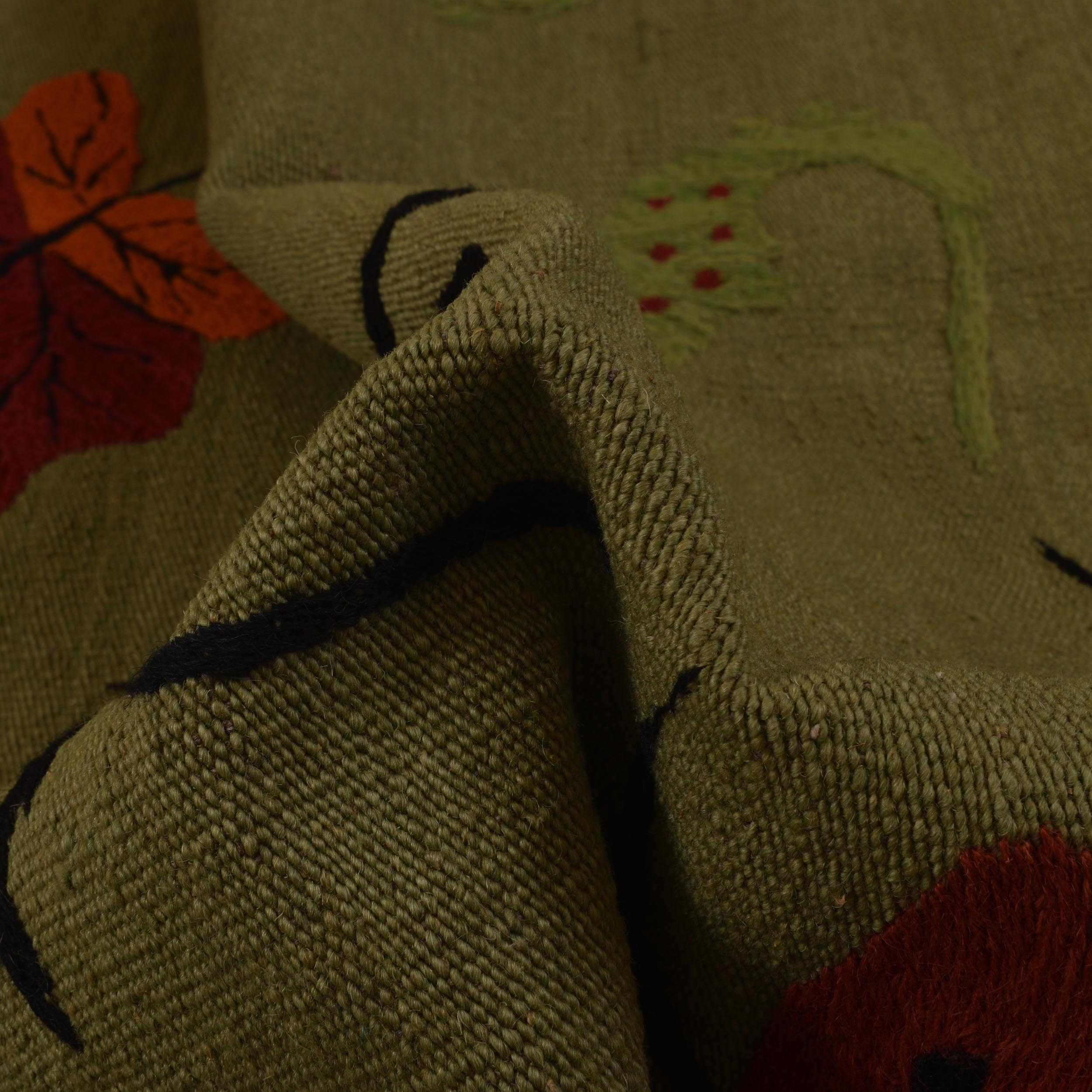 Green Color Embroidery Flatweave Kilim 4' 0" x 5' 10" (ft) - No. P34393