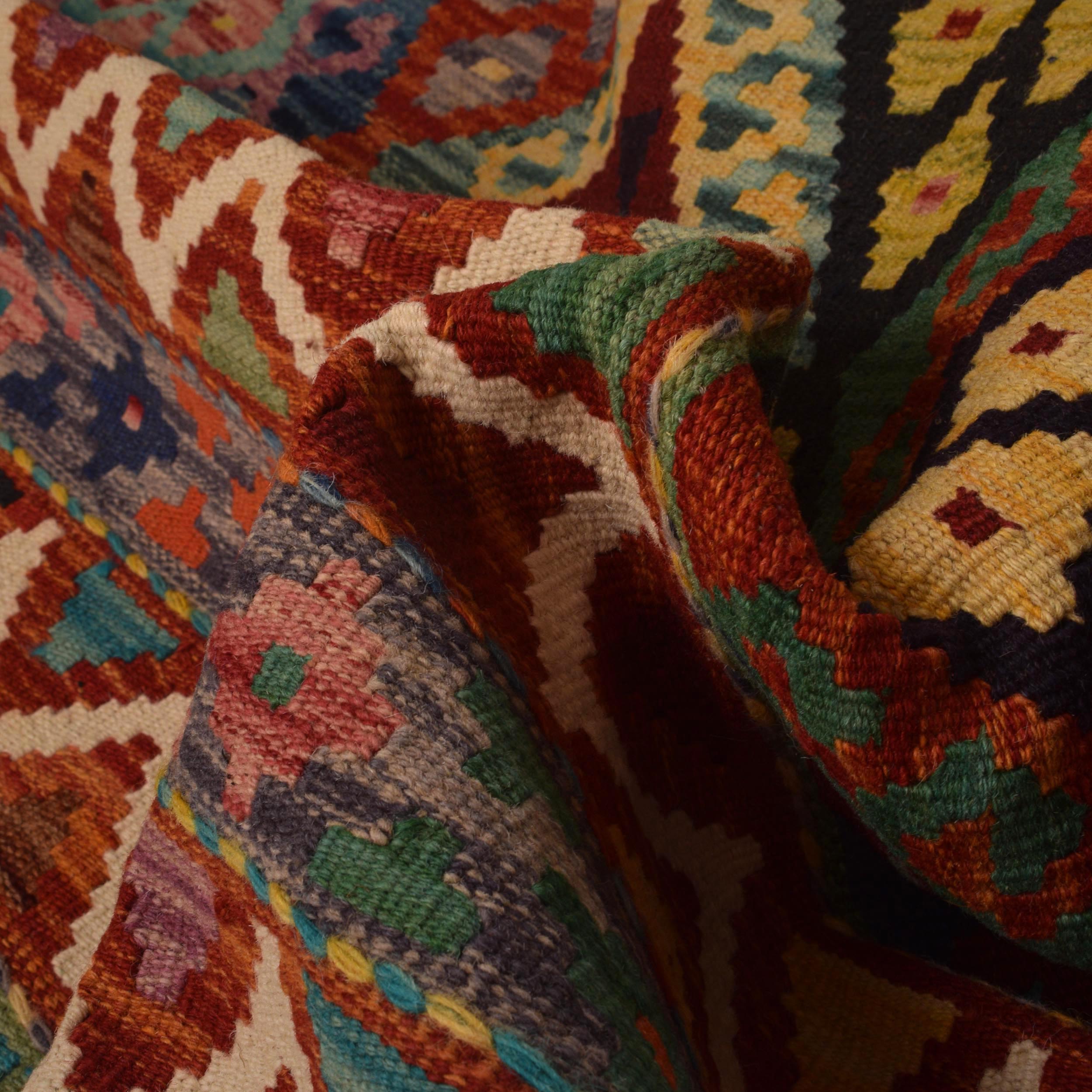 Handmade Vegetable Kilim 8' 2 x 11' 2 (ft) - No. P35384