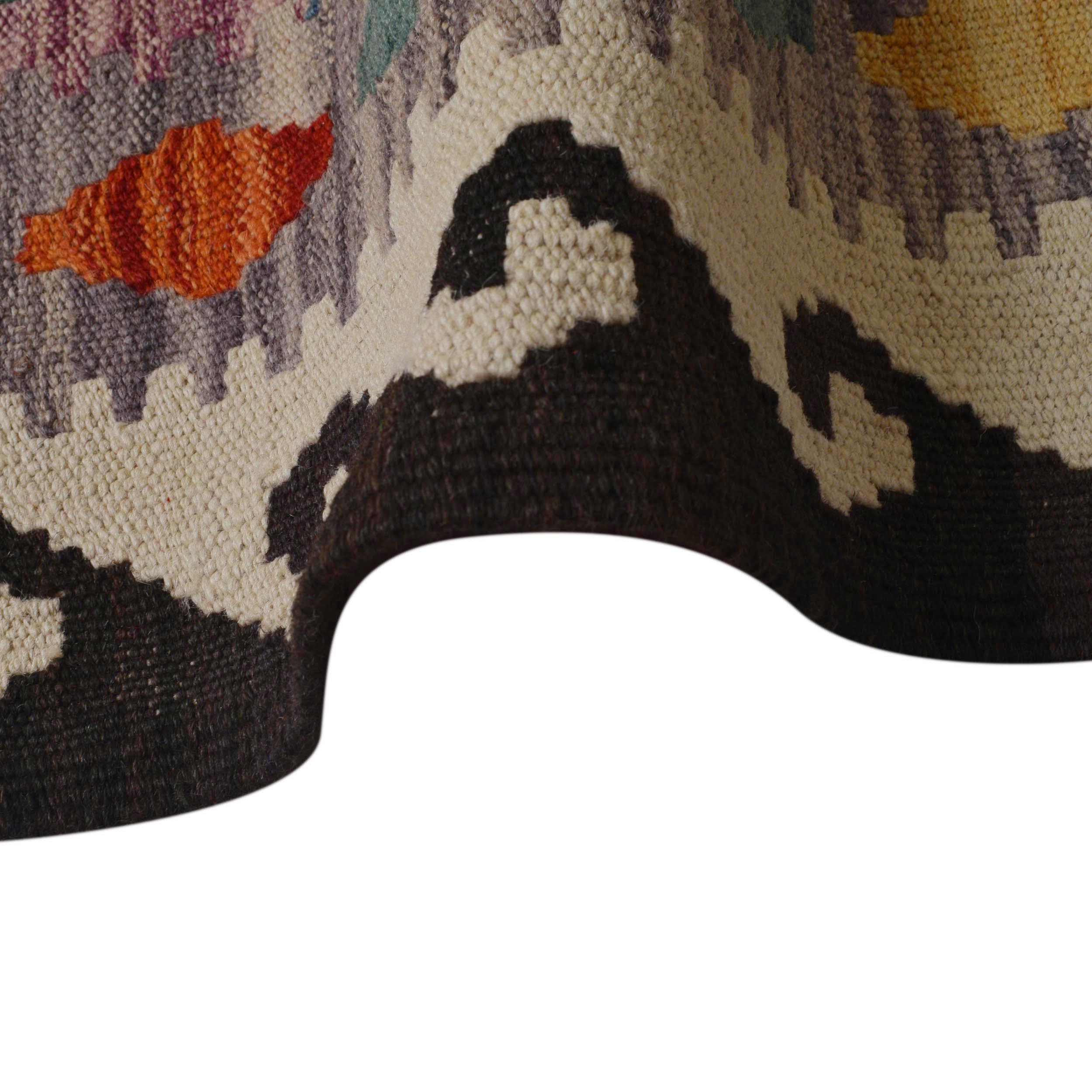 Handmade Vegetable Kelim 5' 0" x 6' 10" (ft) - No. P35855