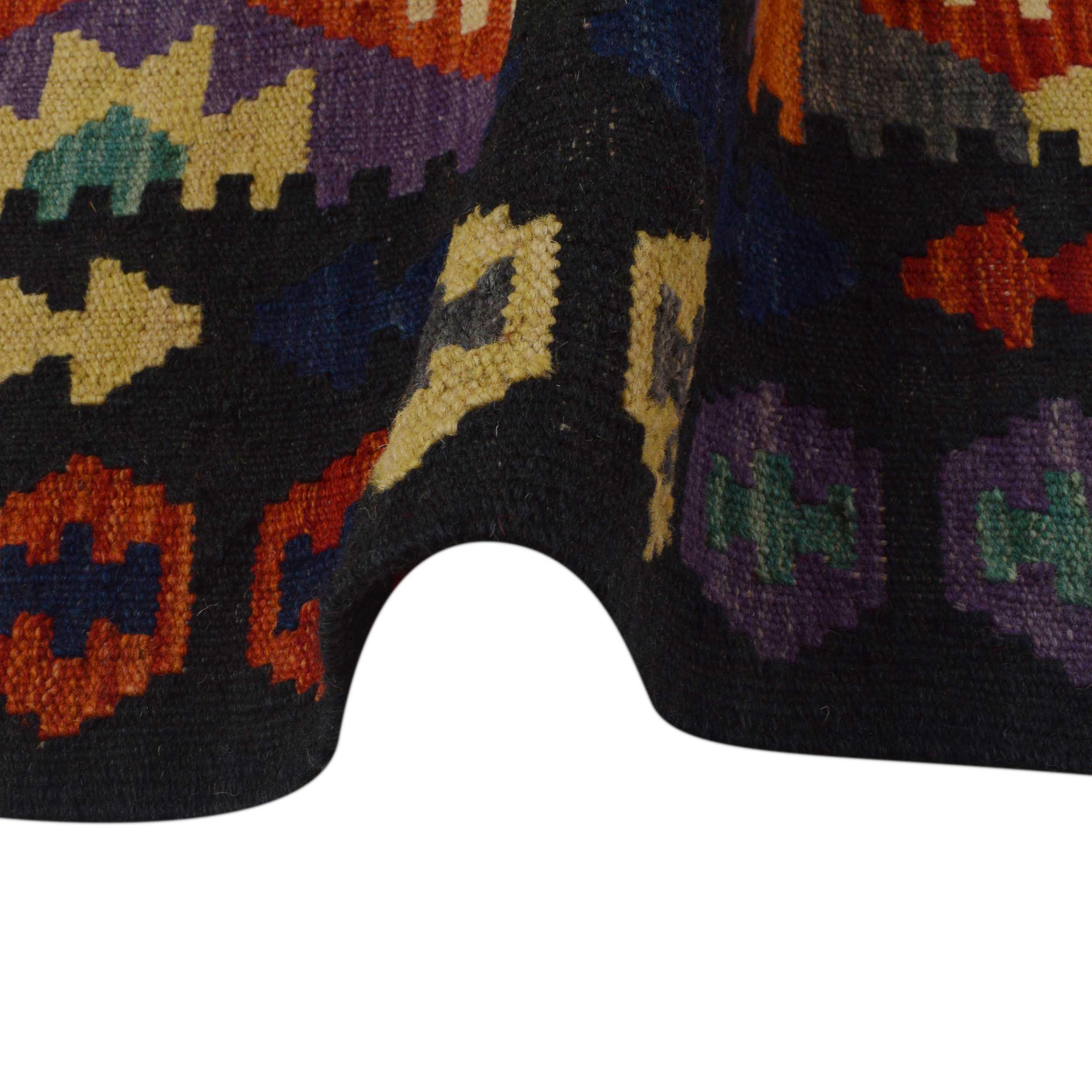 Handmade Wool Kilim Area Rug 175 x 240 cm (ID-P36080)