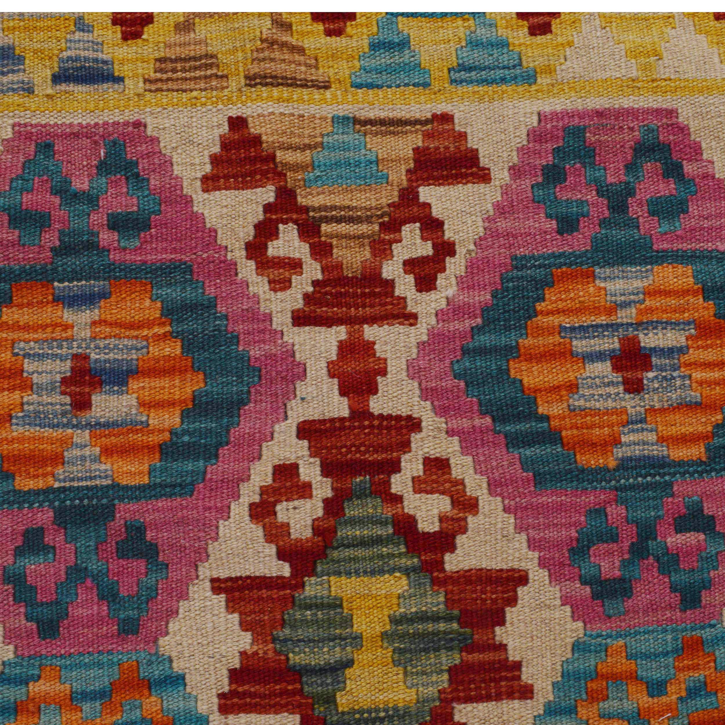 Handmade Wool Kilim Rug 124 x 188 cm (ID P36120)