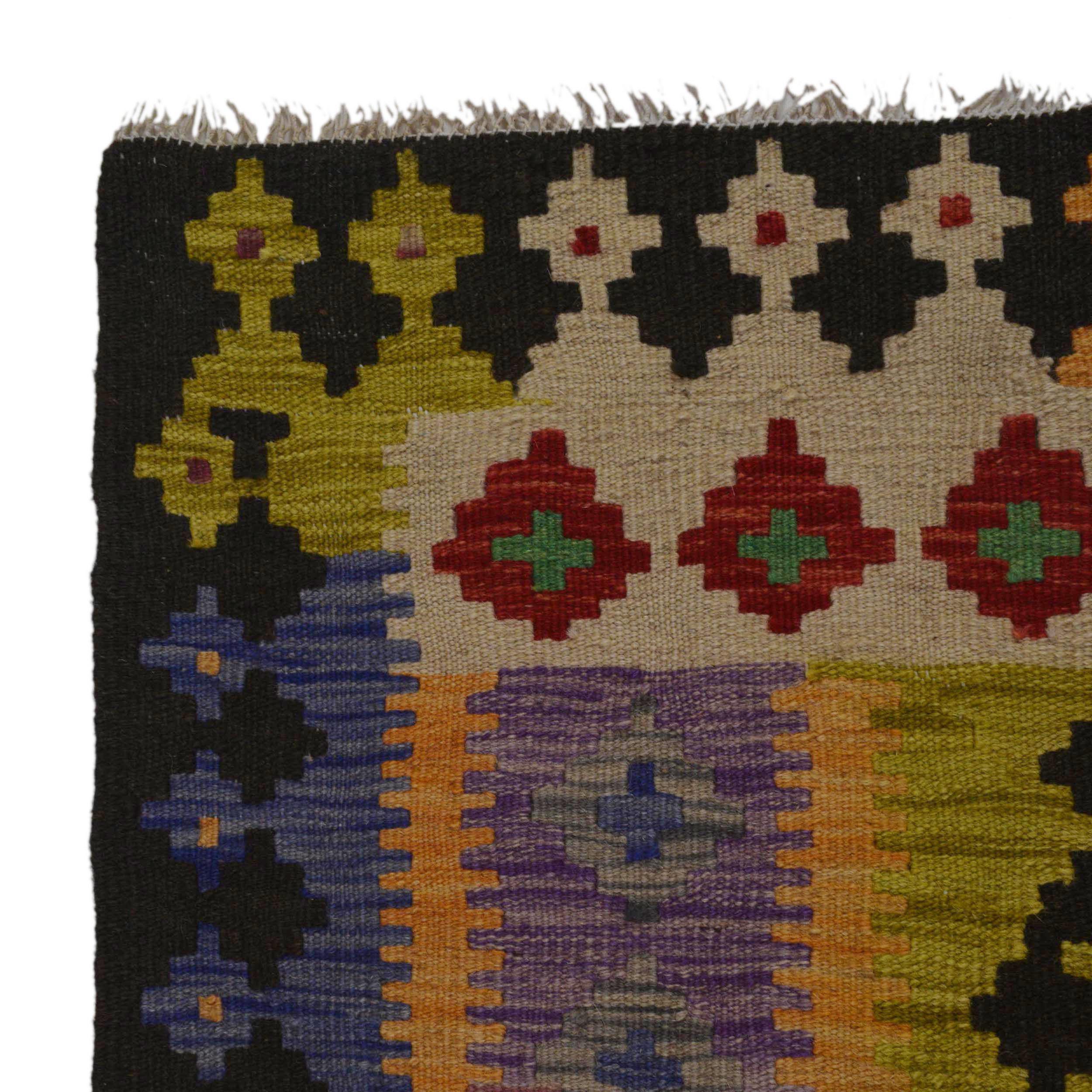 Handmade Wool Area Rug (ID P36127) 49.6 x 74.4 in