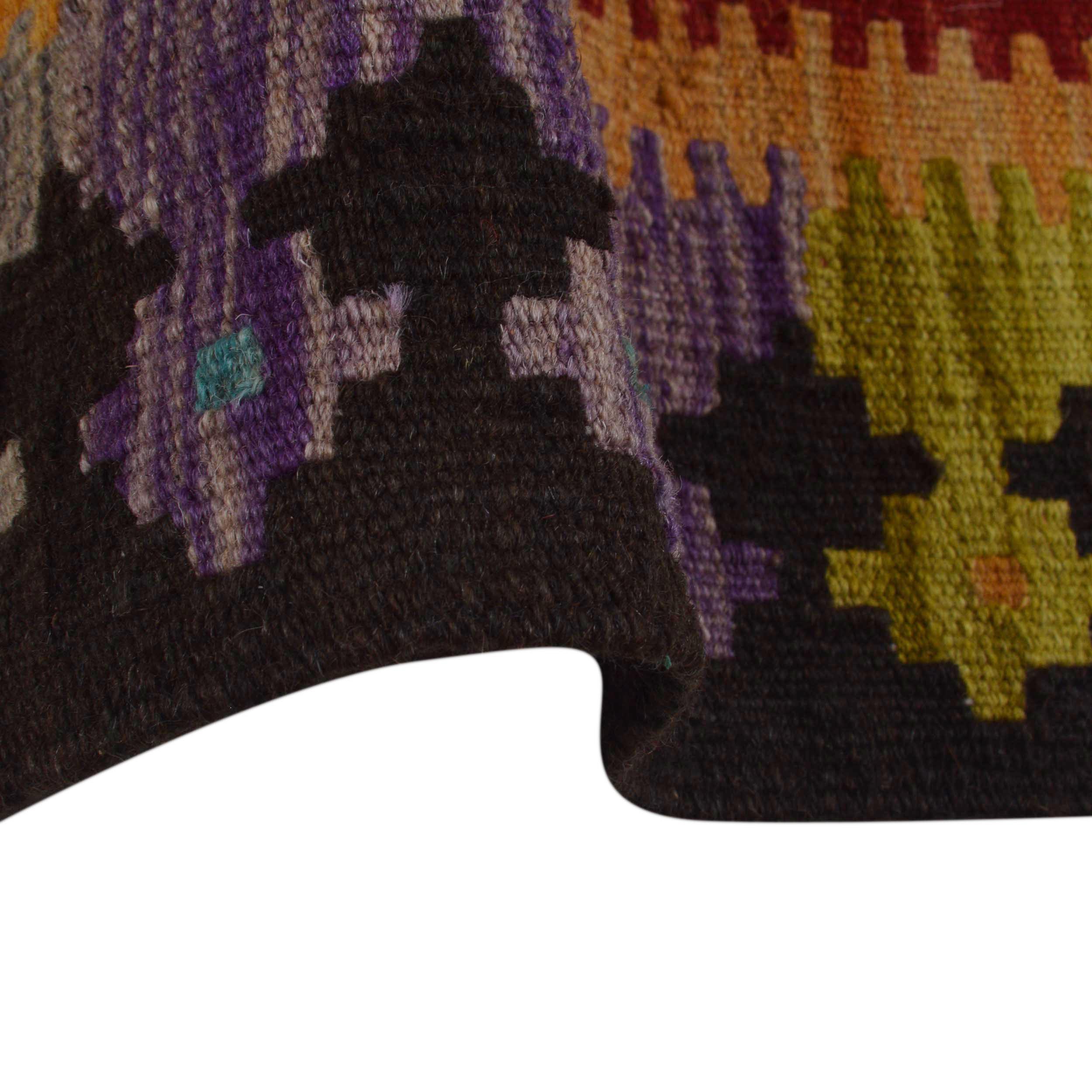 Handmade Wool Area Rug (ID P36127) 49.6 x 74.4 in