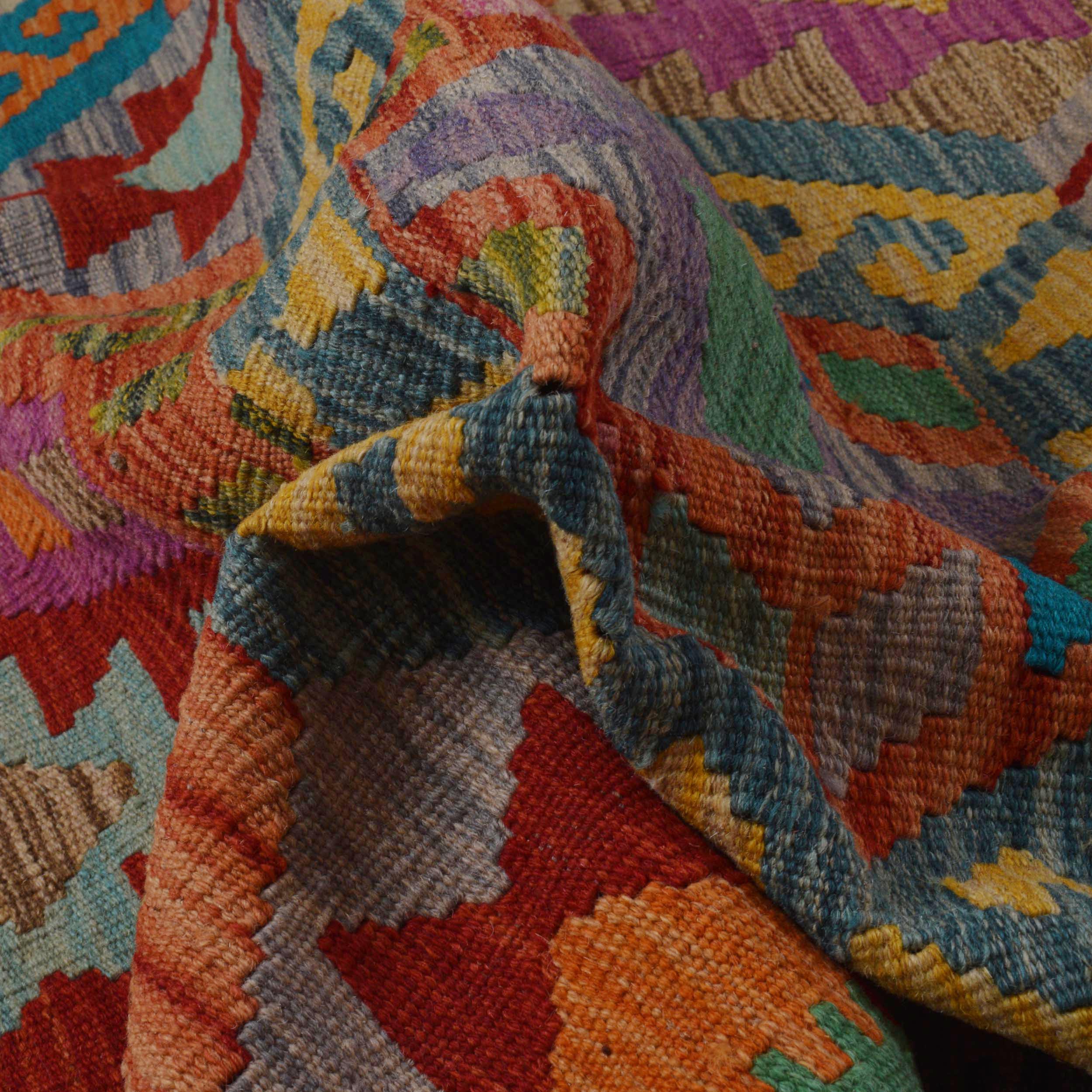 Handmade Wool Kilim Rug 179 x 247 cm (ID P36147)