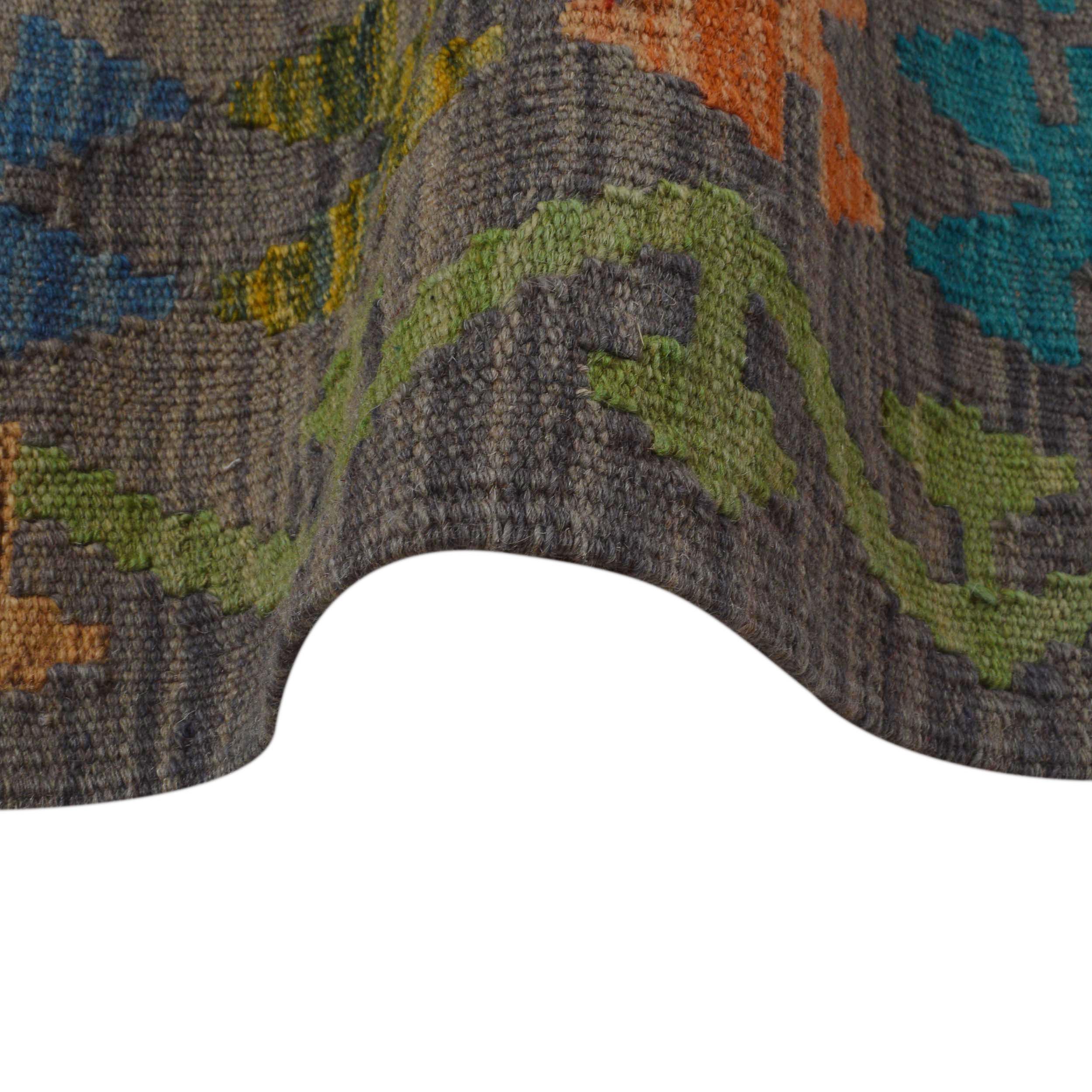 Handmade Wool Kilim Area Rug 75x96 in (ID P36150)